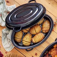 Metalac Pekač 34cm – Traditional Enamel Roasting Pan with Lid